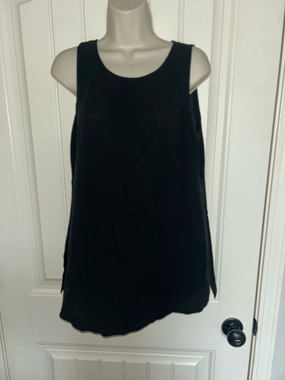 NEW Eileen Fisher 100% Silk Flowy Classic Black Sleeveless Tunic Top Sz XS